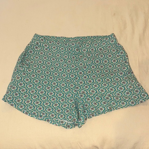 Patterned Women's Shorts Set - Multicolor - Picture 3 of 6